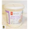 Image 1 : 20 TUBS OF ROYAL ICING BB 9/23