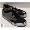 Image 1 : NEW VANS YOUTH SIZE 6.5 NO BOX