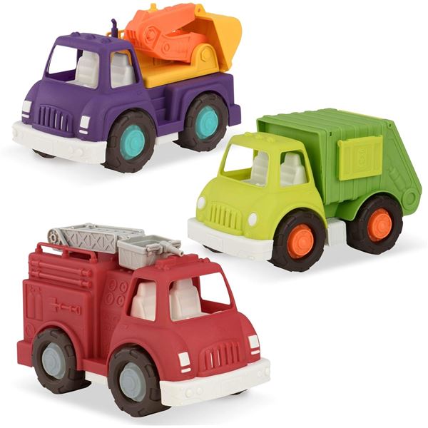 NEW BATTAT WONDER WHEELS THREE VEHICLE SET