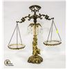 Image 1 : VINTAGE BRASS SCALES OF JUSTICE