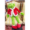 Image 1 : APPROX 3FT TALL STUFFED CHRISTMAS GRINCH