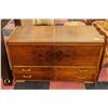 Image 1 : WOODEN 2 DRAWER LIDDED STORAGE TRUNK