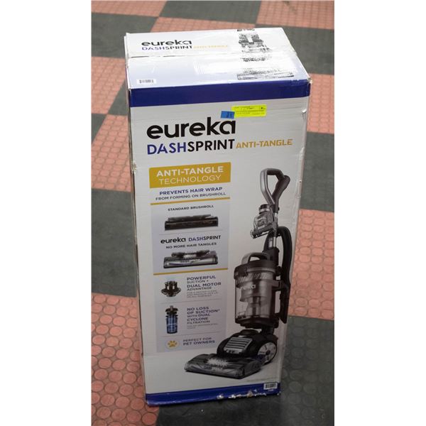 NEW EUREKA DASHSPRINT DEEP CLEAN VACUUM