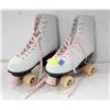 Image 1 : LADIES SIZE 10 ROLLER SKATES OLD SCHOOL