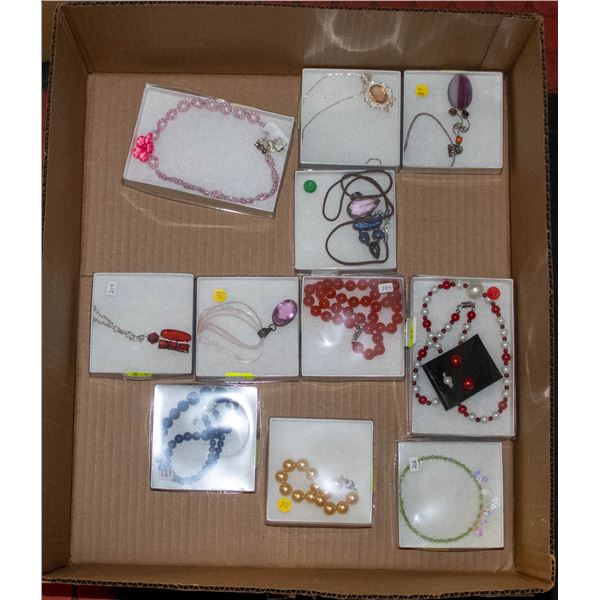 FLAT OF VARIOUS ESTATE JEWELRY IN DISPLAY BOXES