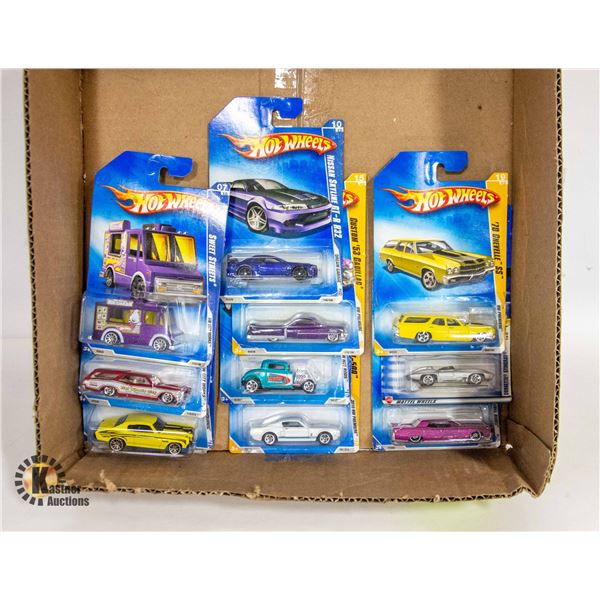 BOX WITH 10 COLLECTIBLE HOTWHEEL CARS &