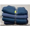 Image 1 : 4 HEAVY PADDED MOVING BLANKETS