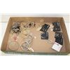 Image 1 : FLAT OF NEW EARRINGS PLUS OTHER JEWLERY