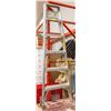 Image 1 : 6 FOOT ALUMINUM LADDER