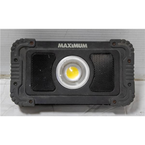 MASTERCRAFT 1200 LUMENS DURABLE LED