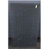 Image 1 : SET OF THREE 48" X 27" HIGH CARBON STEEL SCREENS