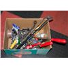 Image 1 : BOX OF VARIOUS TOOLS