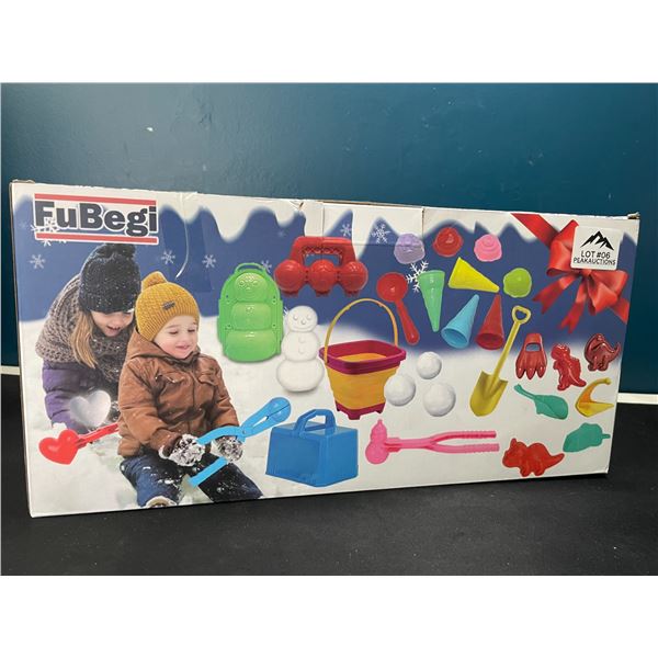 Lot of 1 Snowball Making Outdoor Toy Set