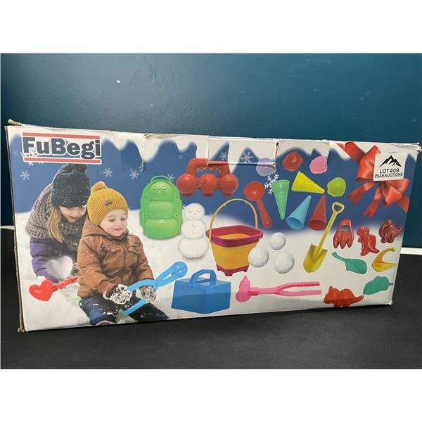 Lot of 1 Snowball Making Outdoor Toy Set
