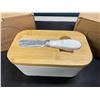 Image 3 : Lot of 2 Ceramic Butter Dishes/Containers w/ Butter Knife
