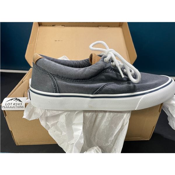 Lot of 1 Pair of Perry Striper II CVO Mens Sneakers - Size 7.5