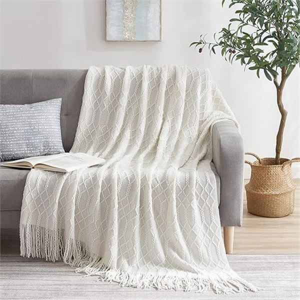 Lot of 1 Molly+Rocky Acrylic Knit Throw Blanket - 60 x 80 inch - White