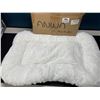 Image 2 : Lot of 1 Fuzzy/Shaggy Fluffy Plush Pet Bed - White