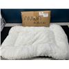 Image 1 : Lot of 1 Fuzzy/Shaggy Fluffy Plush Pet Bed - White