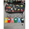 Image 4 : Lot of 1 Among Us Backpack w/ Pencil Pouch & Keychain Figures - Brand New!