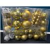 Image 1 : Lot of 1 Box of Gold Christmas Balls/Ornaments Set