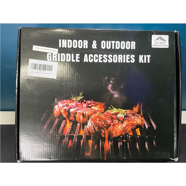 Lot of 1 Griddle/BBQ Accessories Kit