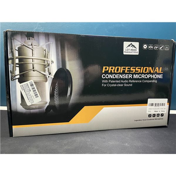 Lot of 1 Professional Condenser Microphone w/ Live Sound Card  - Great for Podcasting/Recording!