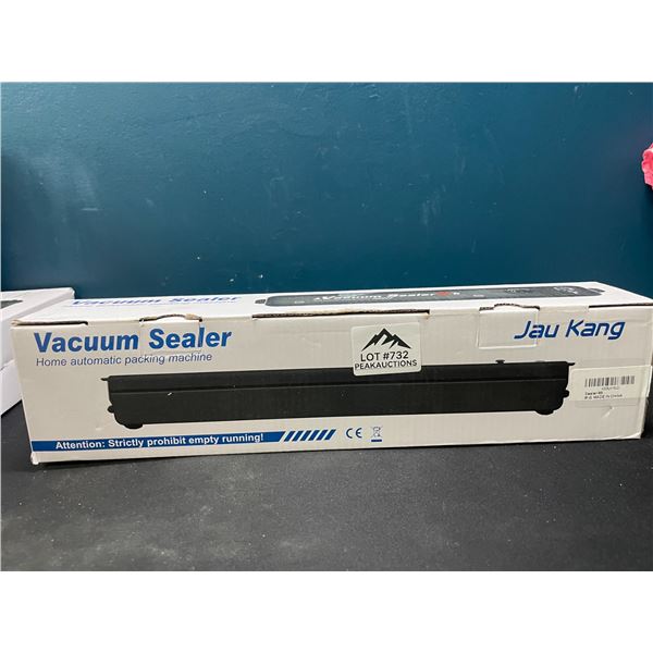 Lot of 1 Vacuum Sealer Machine w/ Bags
