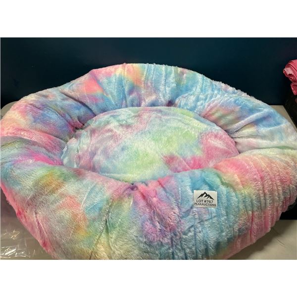Lot of 1 Fuzzy/Shaggy Fluffy Rainbow Plush Pet Bed - Large 28 inch size