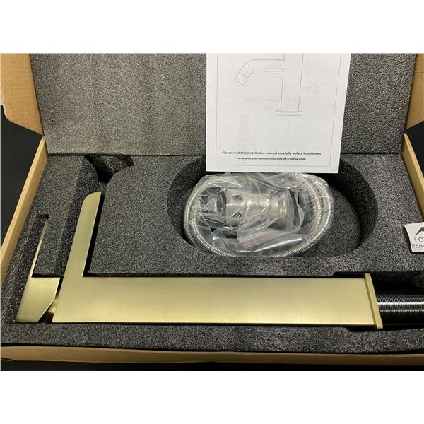 Lot of 1 KENES Single Lever Bathroom Sink Faucet - Gold