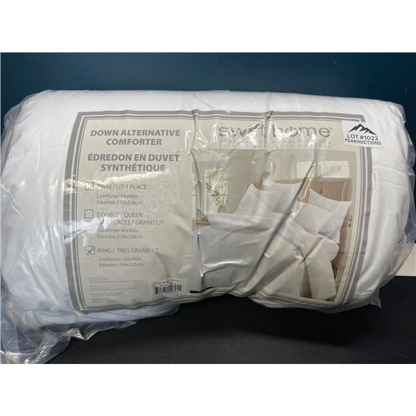 Lot of 1 Down Alternative King Size Comforter - 104 x 90 in!