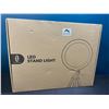 Image 1 : Lot of 1 Taotronics LED Stand Ring Light