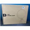 Image 1 : Lot of 1 Taotronics LED Stand Ring Light