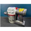 Image 2 : Lot of 1 Dyson Handheld Vacuum - Used
