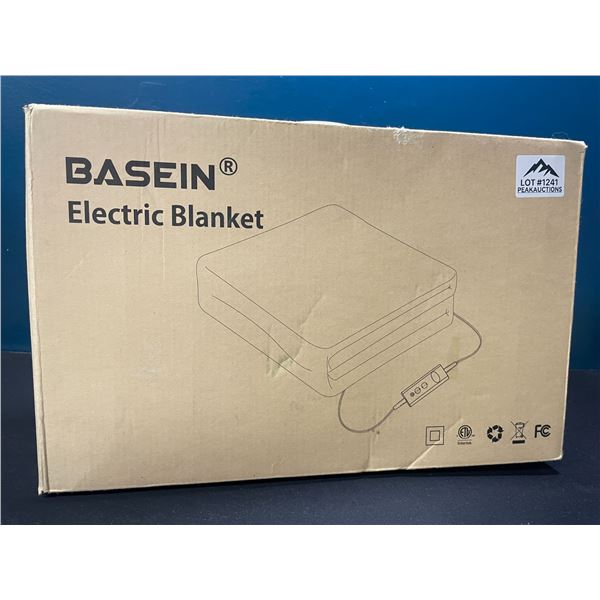 Lot of 1 Basein Electric Heated Blanket - 50 x 60inch - Brown Sherpa Plush Heated Blanket