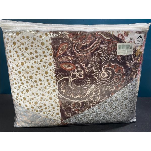 Lot of 1 Secgo Quilt/Bedding Set - All Season - King Size