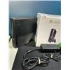 Image 4 : Lot of 1 Xbox 360 w/ Box, Cords, 2 Controllers, and 10 Games - Used