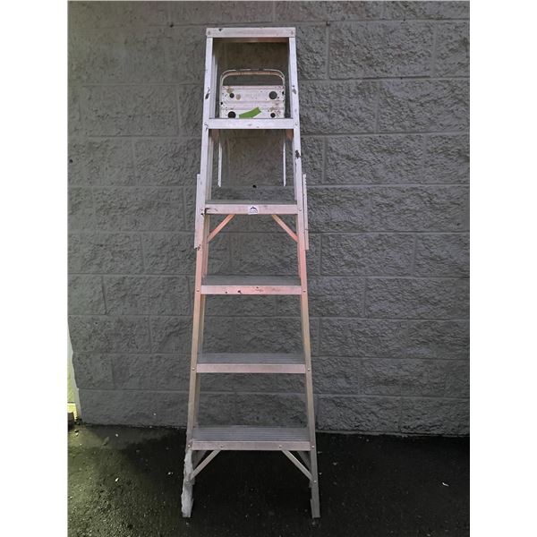 Lot of 1 6FT Tall Ladder - Used - Works Great!