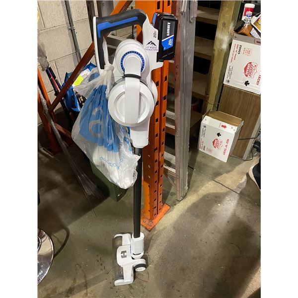 Lot of 1 HART Rechargeable Vacuum w/ Battery - Used - Works