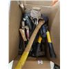 Image 1 : Lot of 1 Box of Assorted Tools - Used