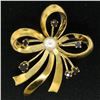 Image 2 : Vintage 18k Yellow Gold Multi Ribbon Sapphire and Pearl Elegant Pin Brooch