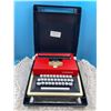 Image 1 : Playfair Deluxe Petite Typewriter England