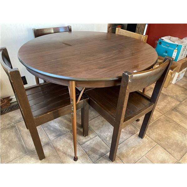 Kitchen Table 3 Matching Chairs Plus 1 Extra Chair