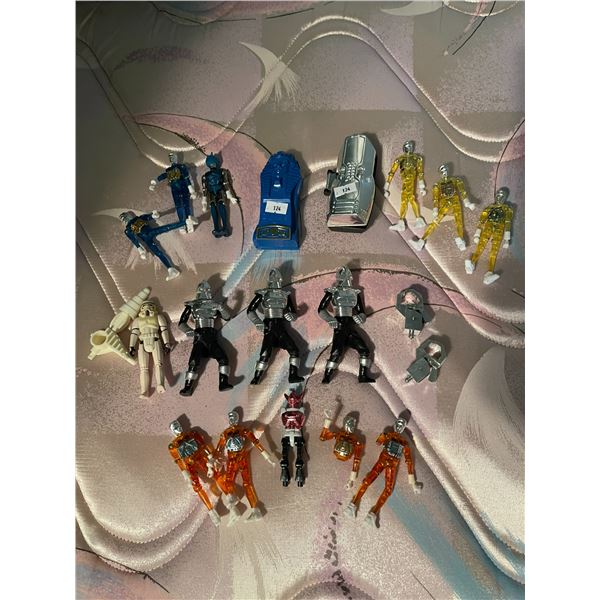 Battle Star Galactica Collection Plus Star Wars Storm Trooper