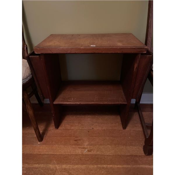 Mid Century Modern Magazine Table