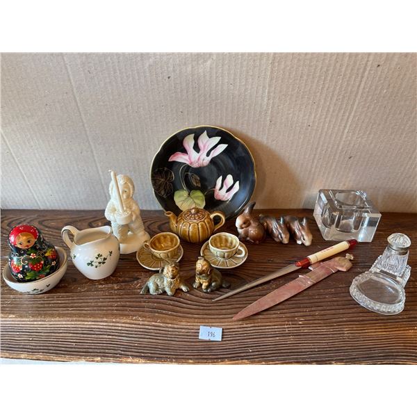 Misc Antique Collectiobles