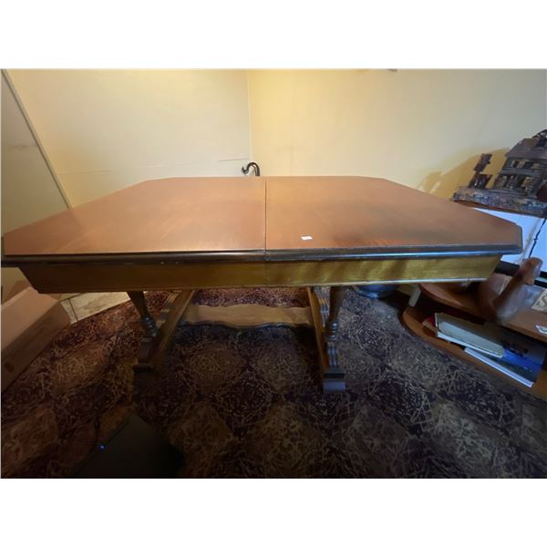 Dining Table 52L x 40W x 29T