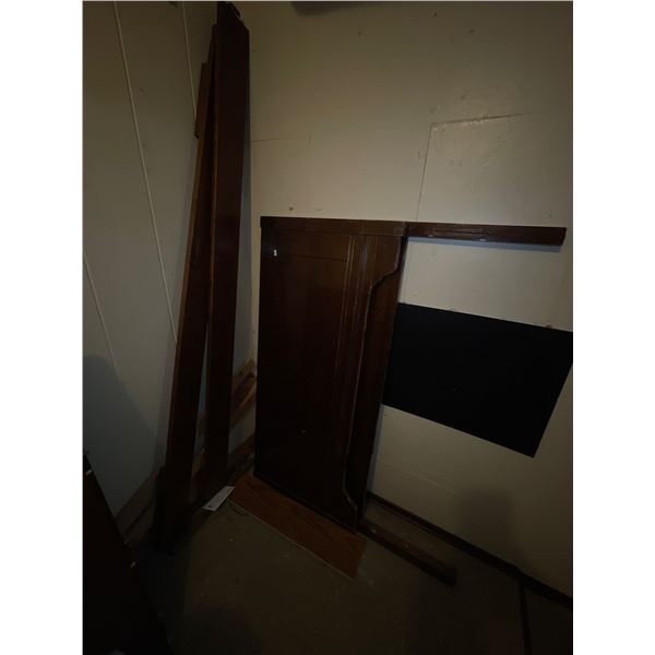 Antique Bed Frame 51W