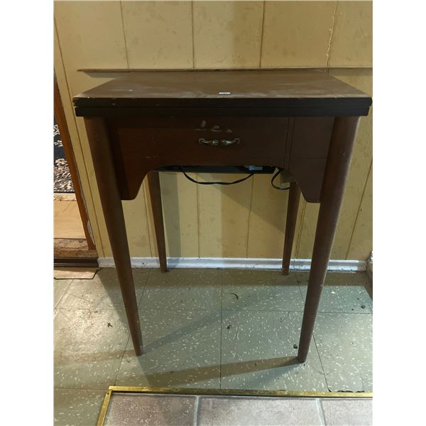 Kenmore C877782 Sewing Machine