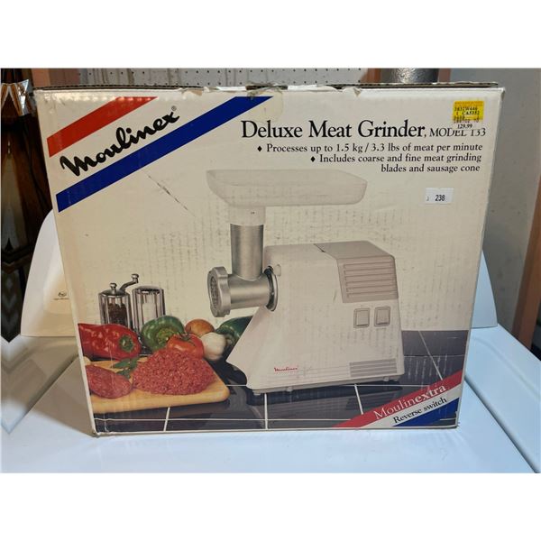 Moulinex Deluxe Meat Model 133 Grinder New